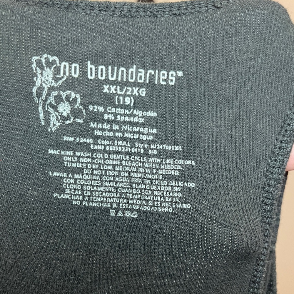 No Boundaries black tank with hot pink skull. Size XXL. - Picture 3 of 3